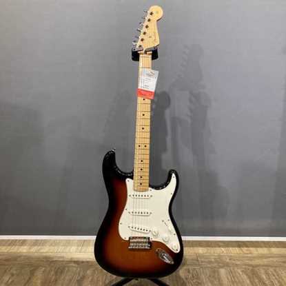 Bild på Fender Player Stratocaster MN 3TS (Begagnad)