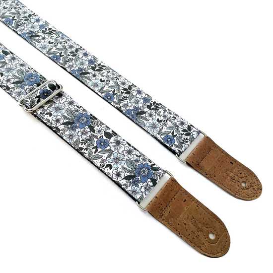Denmark Street Straps Up On The Cripple Creek Vegan axelband gitarrband