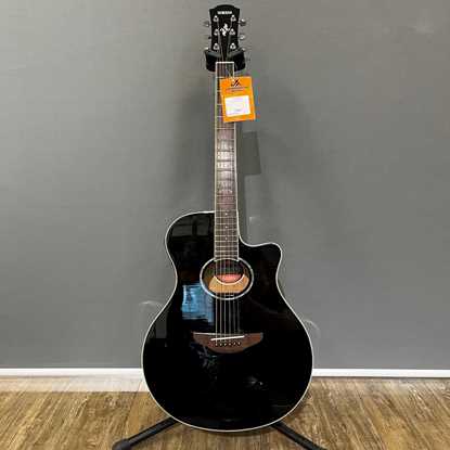 Bild på Yamaha APX600 Black (Begagnad)